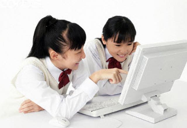 Dạy tiếng Hàn cho người Việt online