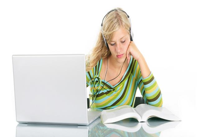 Mẹo “cực độc - cực hiệu quả” luyện nghe tiếng Hàn trung cấp