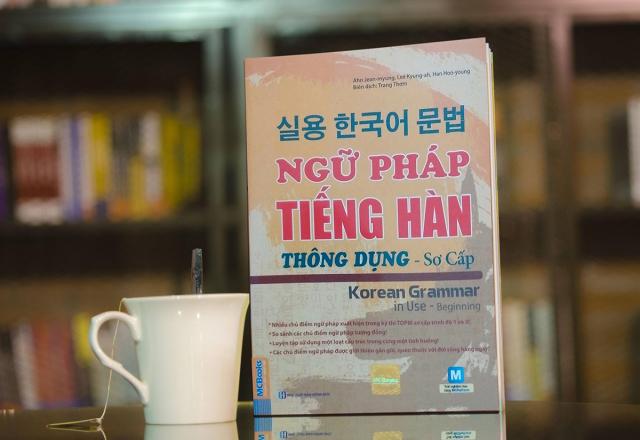Review sách luyện thi TOPIK tiếng Hàn - Châu Thùy Trang